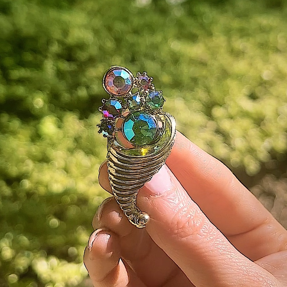 Vintage Antique Aurora Borealis Brooch Pin